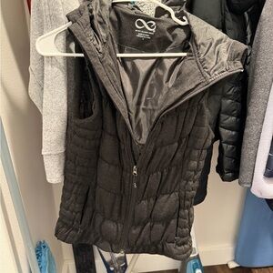 Women's Charcoal Quilted hooded Vest